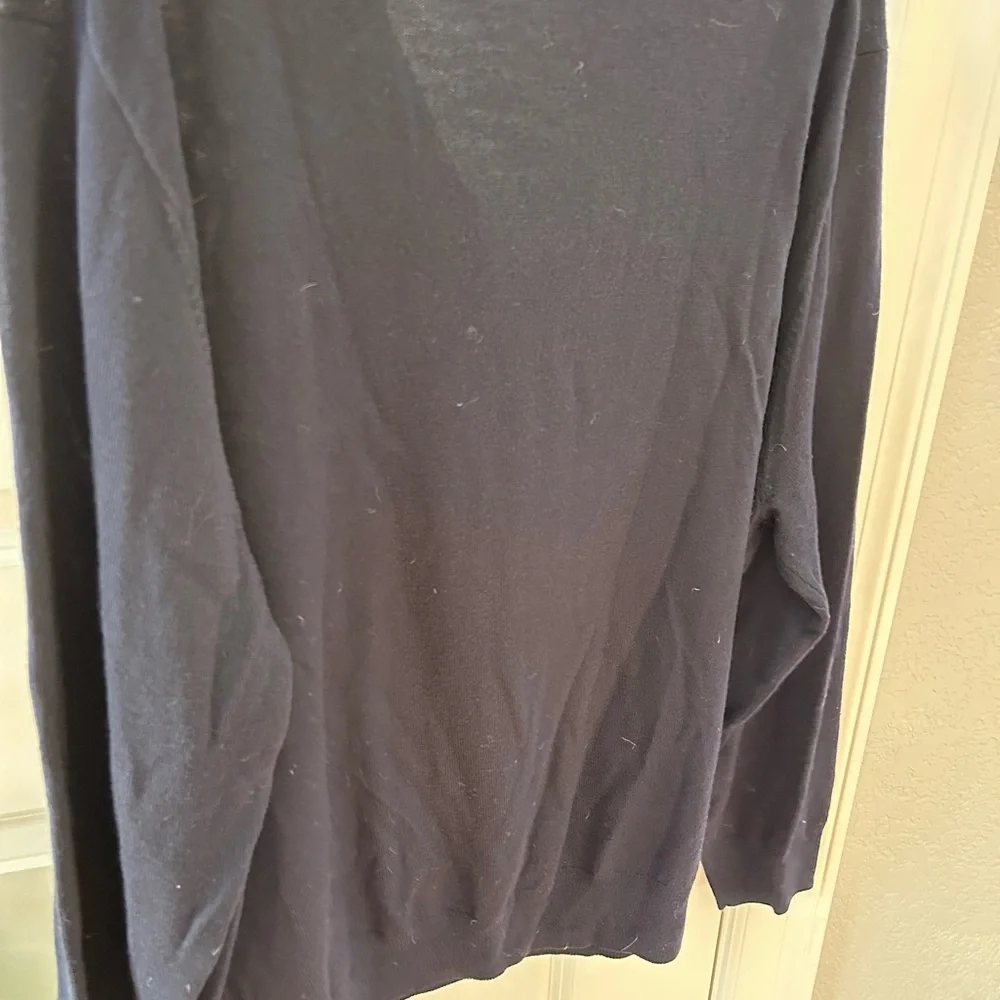 Jos A. Bank 100% merino Wool 1/4 zip mock neck pullover in black. EUC